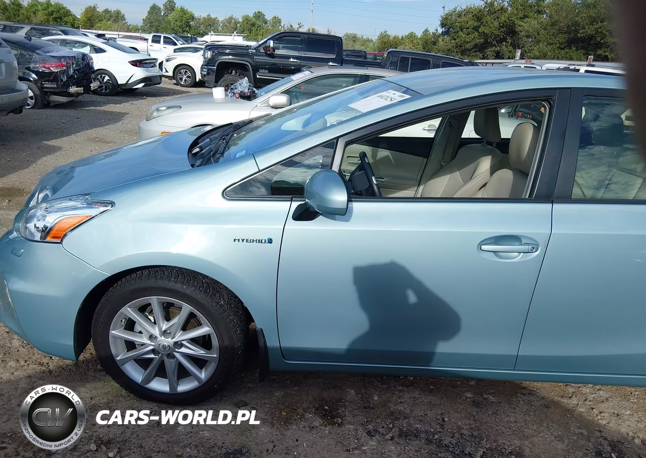 2014 Toyota Prius V Five VIN:JTDZN3EU6EJ010572 - 14