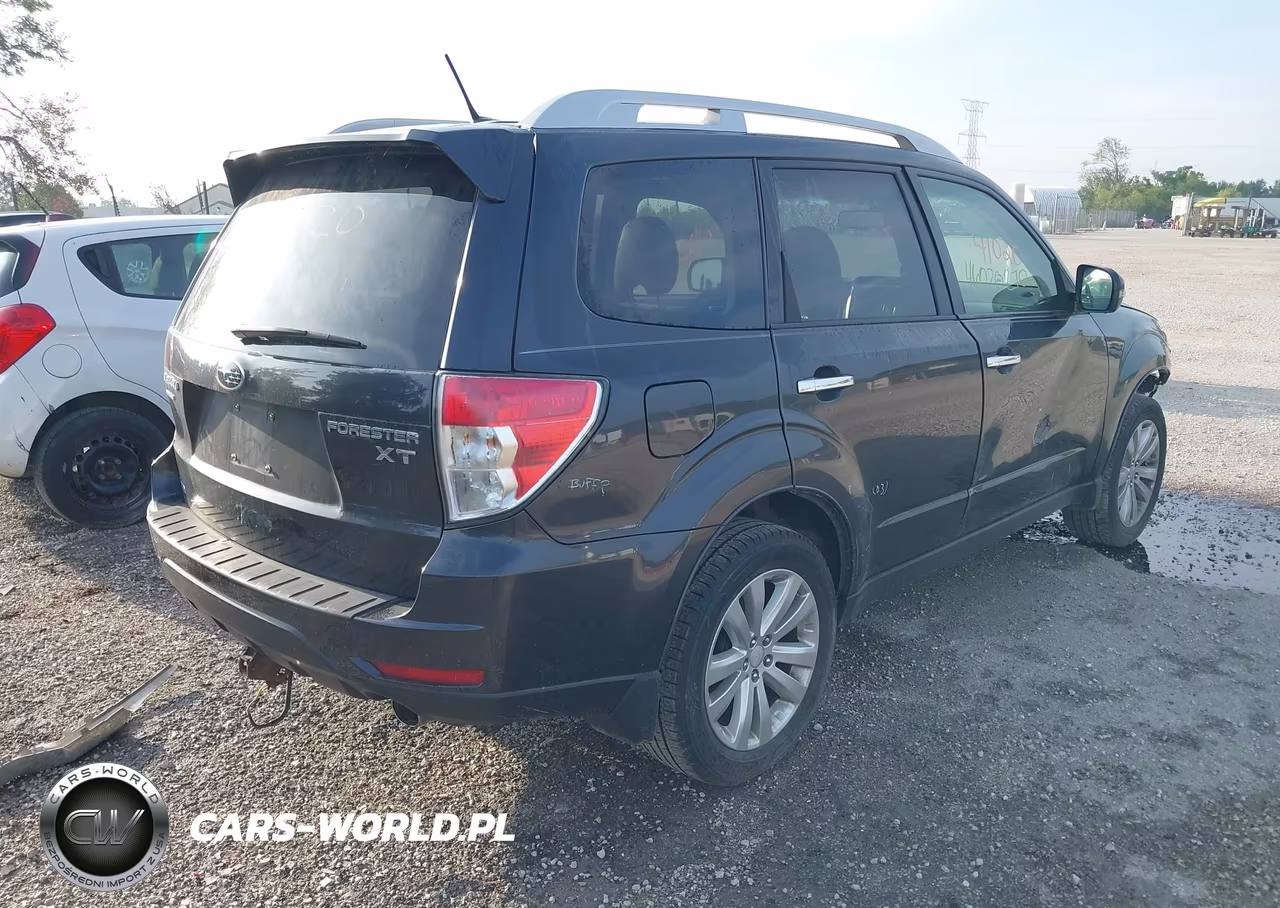 2013 Subaru Forester 2.5Xt Touring VIN:JF2SHGGC3DH435436 - 4