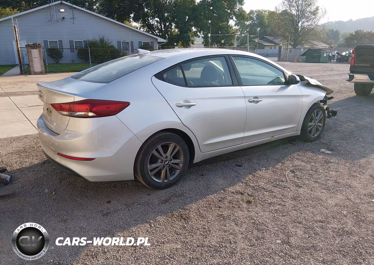 2017 Hyundai Elantra Value Edition VIN:5NPD84LF8HH186662 - 4