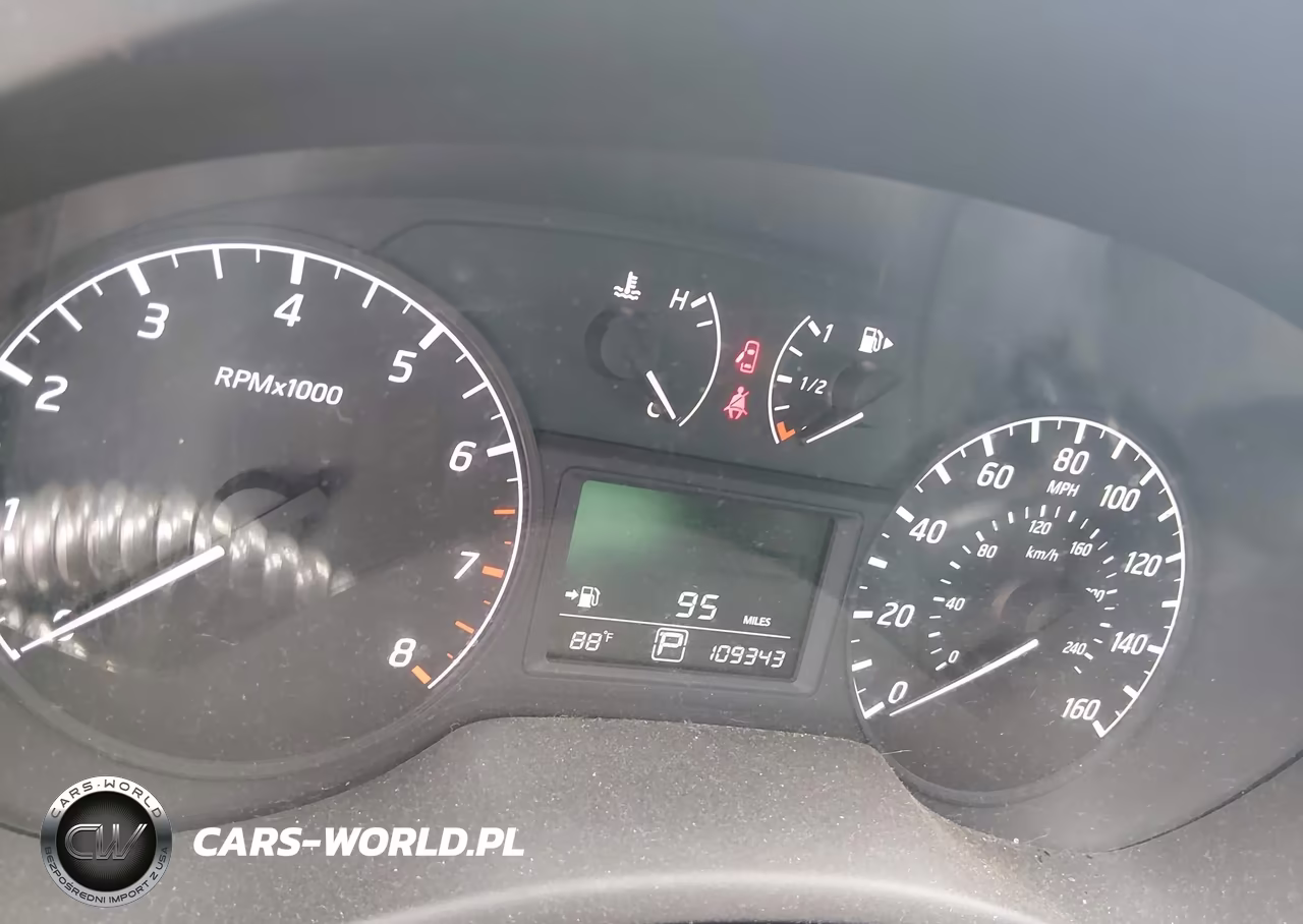 2016 Nissan Sentra S VIN:3N1AB7AP5GL681226 - 7