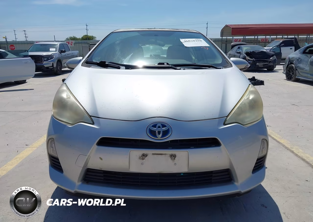 2013 Toyota Prius C One VIN:JTDKDTB34D1539484 - 12