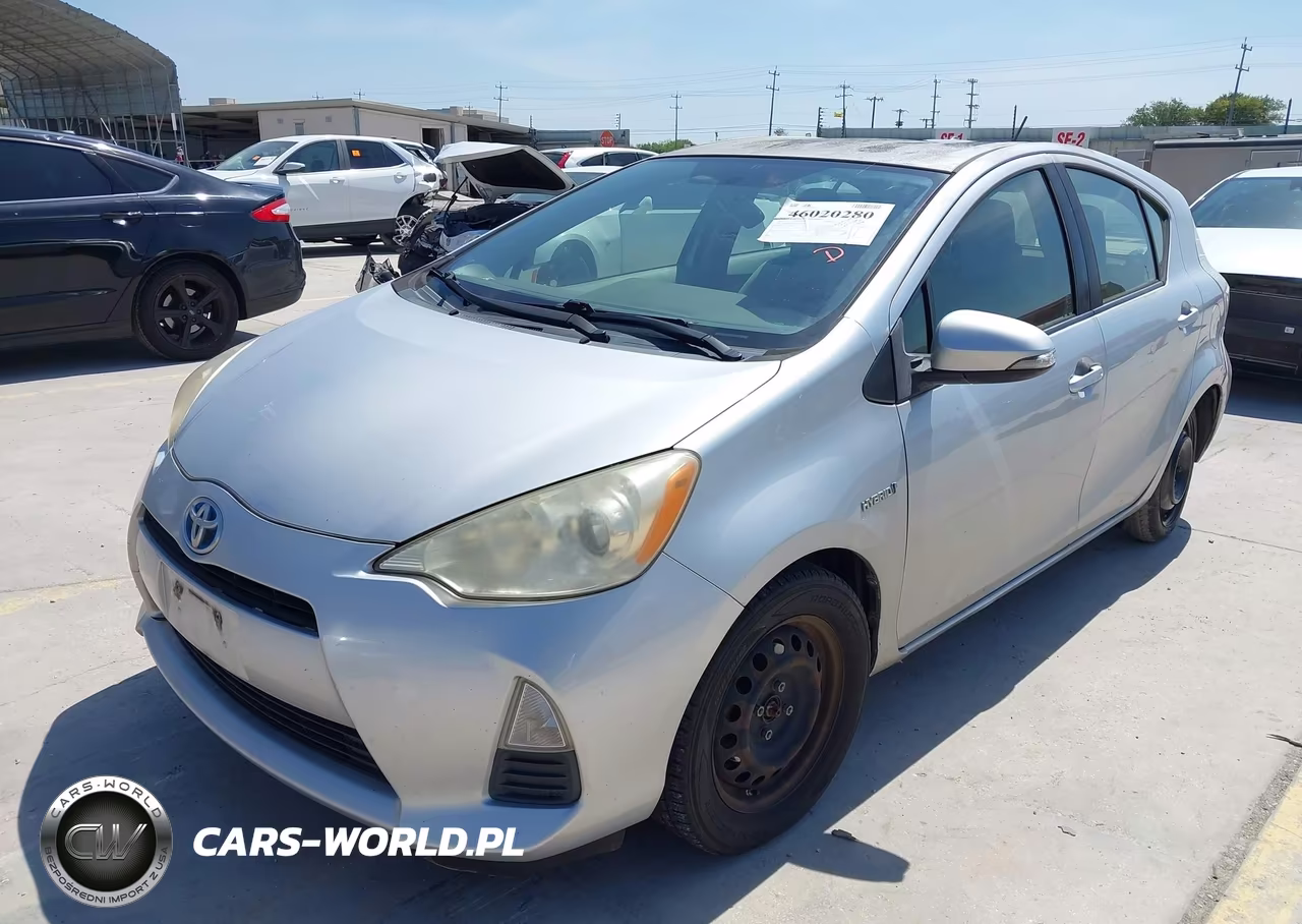 2013 Toyota Prius C One VIN:JTDKDTB34D1539484 - 2