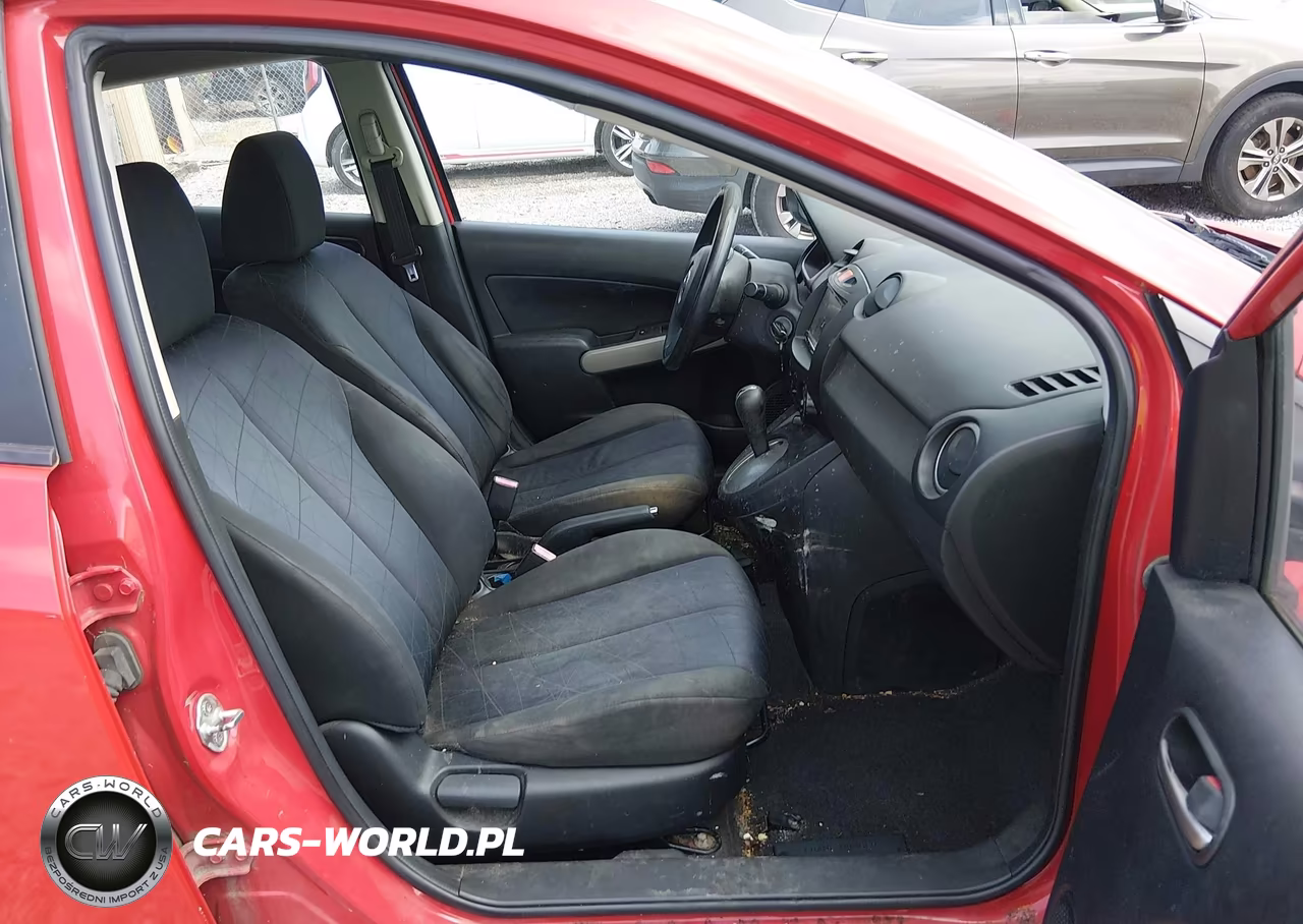 2012 Mazda Mazda2 Sport VIN:JM1DE1KY0C0137374 - 5