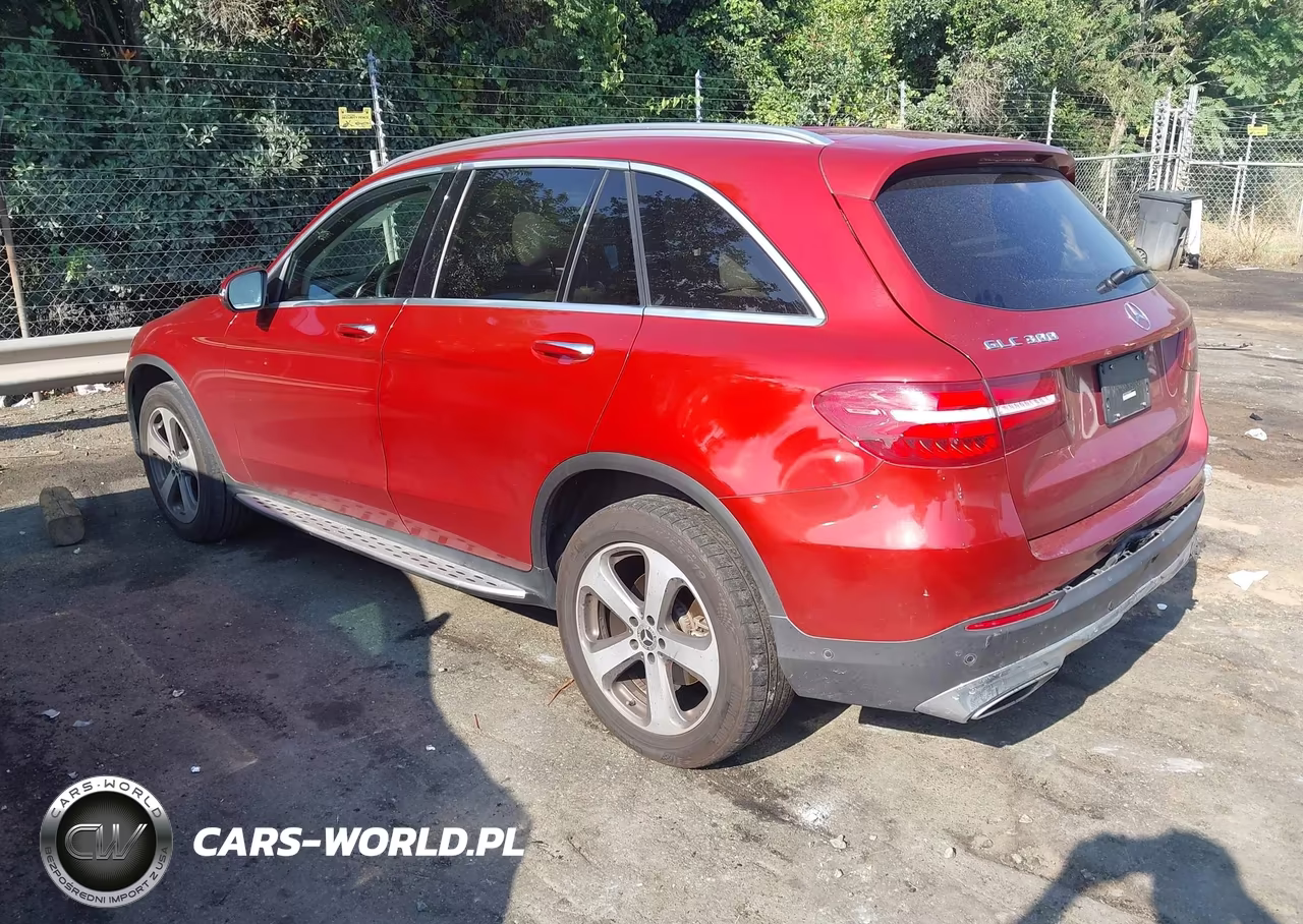 2018 Mercedes-Benz Glc 300 VIN:WDC0G4JB1JV089529 - 3