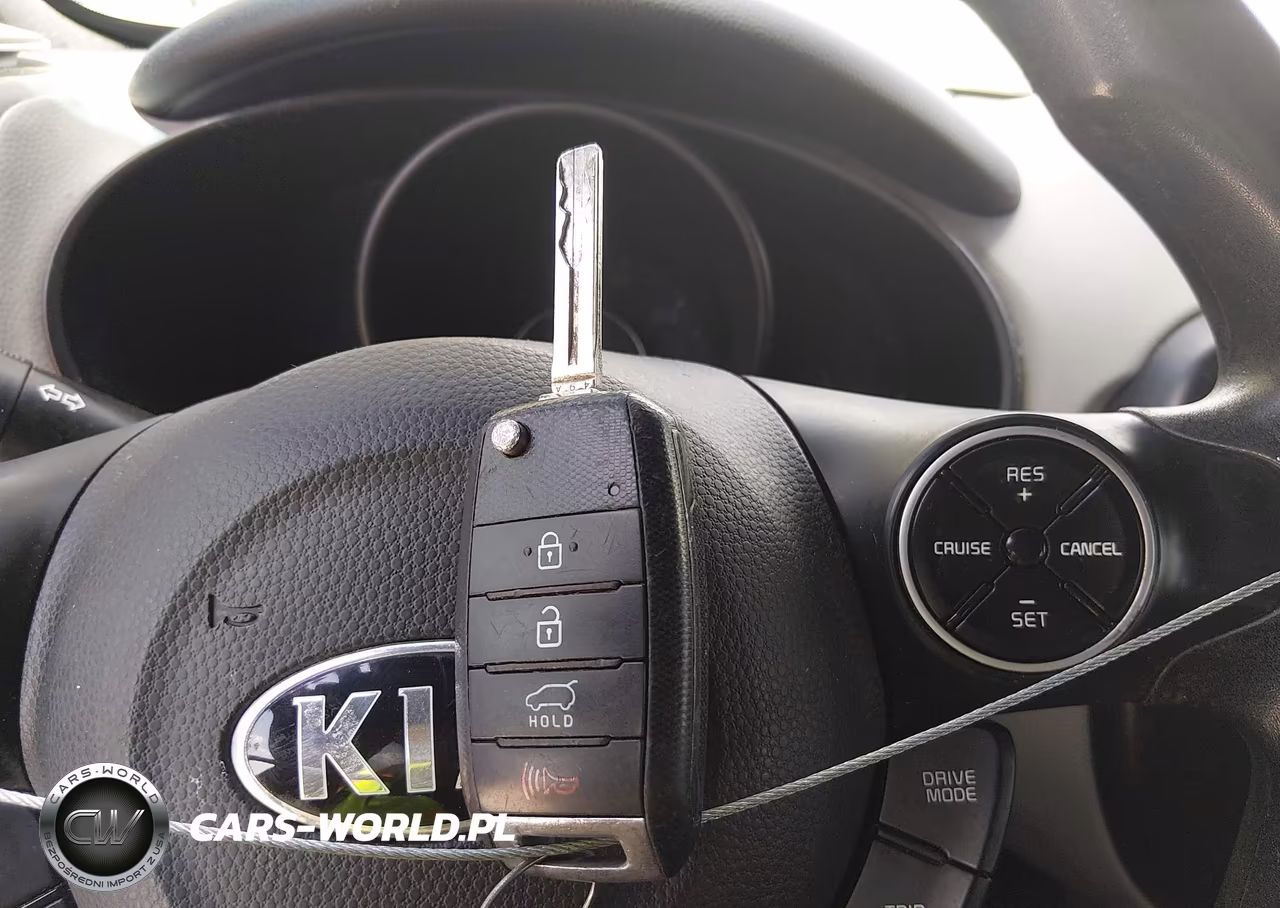 2018 Kia Soul VIN:KNDJN2A23J7599213 - 11