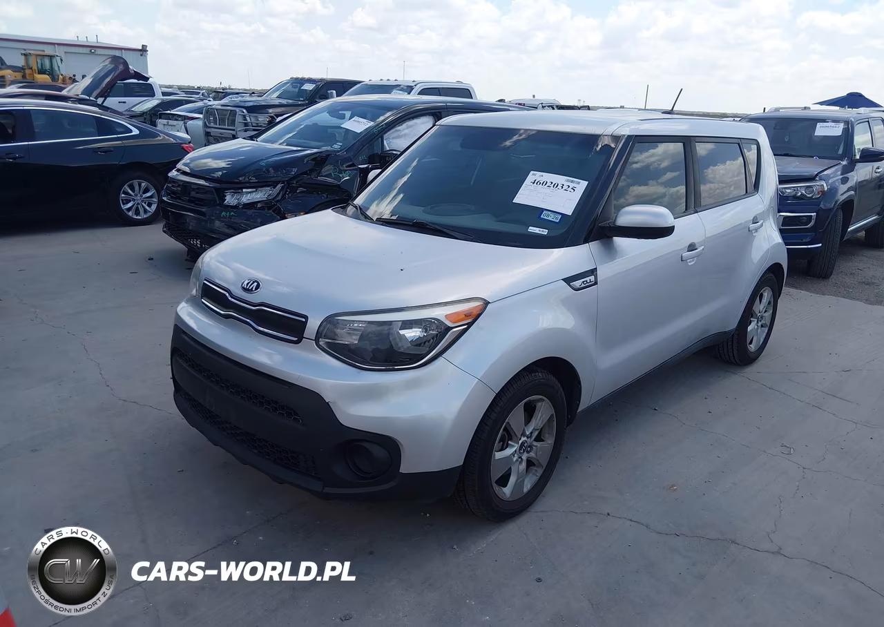 2018 Kia Soul VIN:KNDJN2A23J7599213 - 2