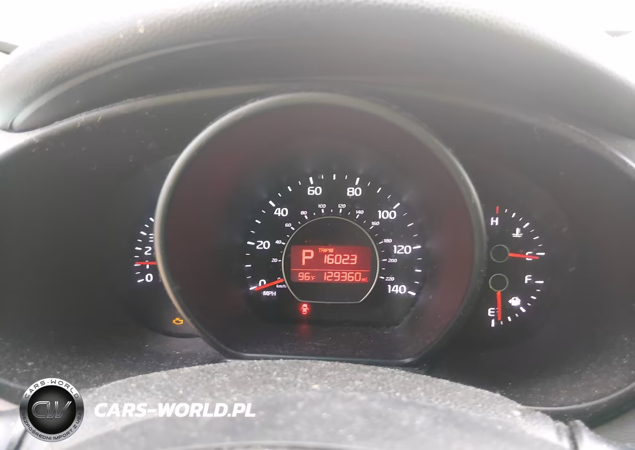 2018 Kia Soul VIN:KNDJN2A23J7599213 - 7