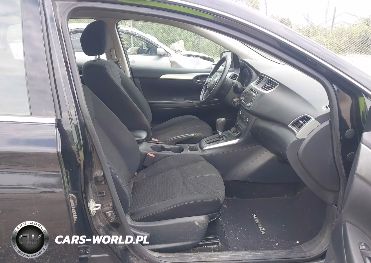 2018 Nissan Sentra S VIN:3N1AB7AP9JY321581 - 5