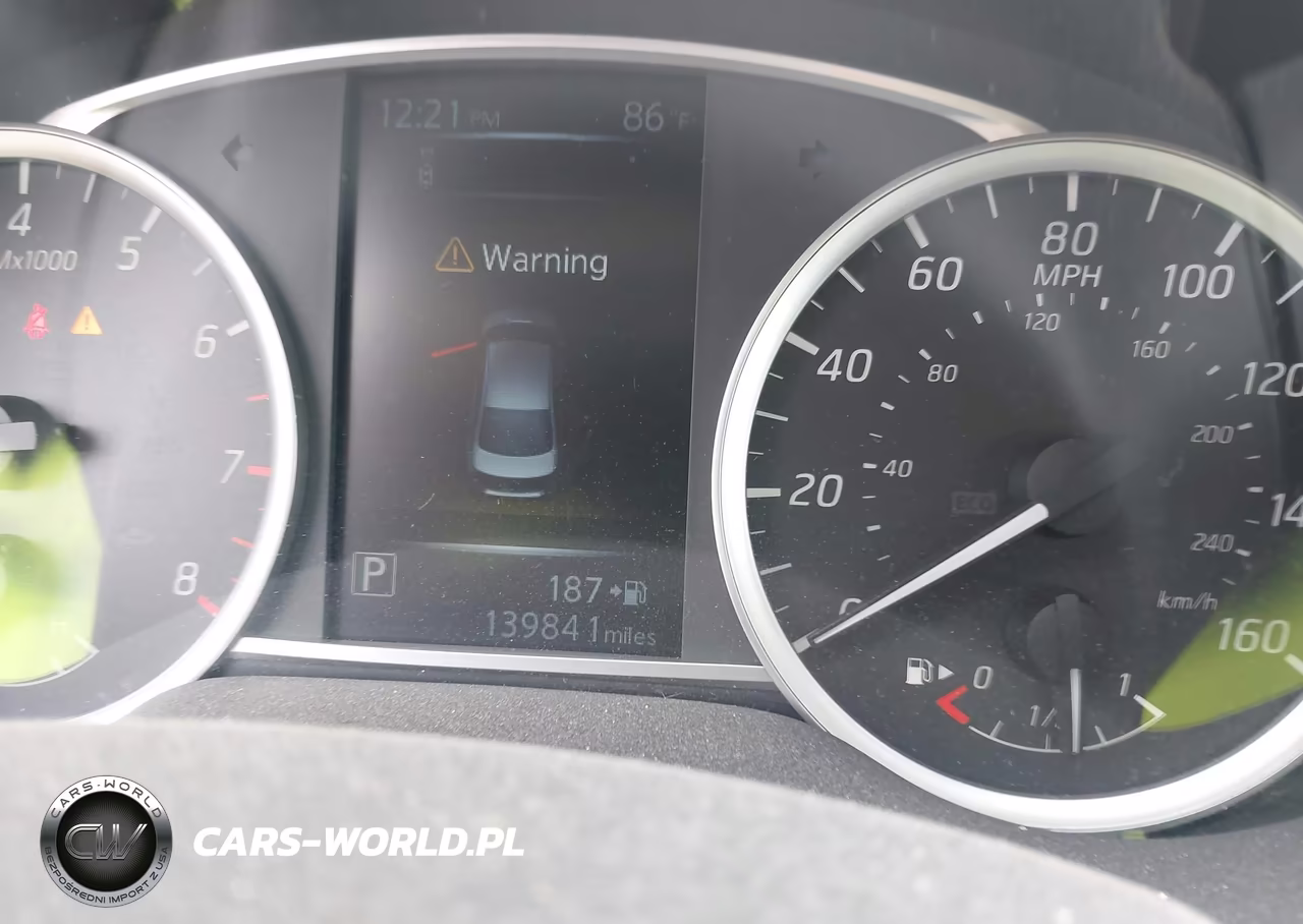 2018 Nissan Sentra S VIN:3N1AB7AP9JY321581 - 7