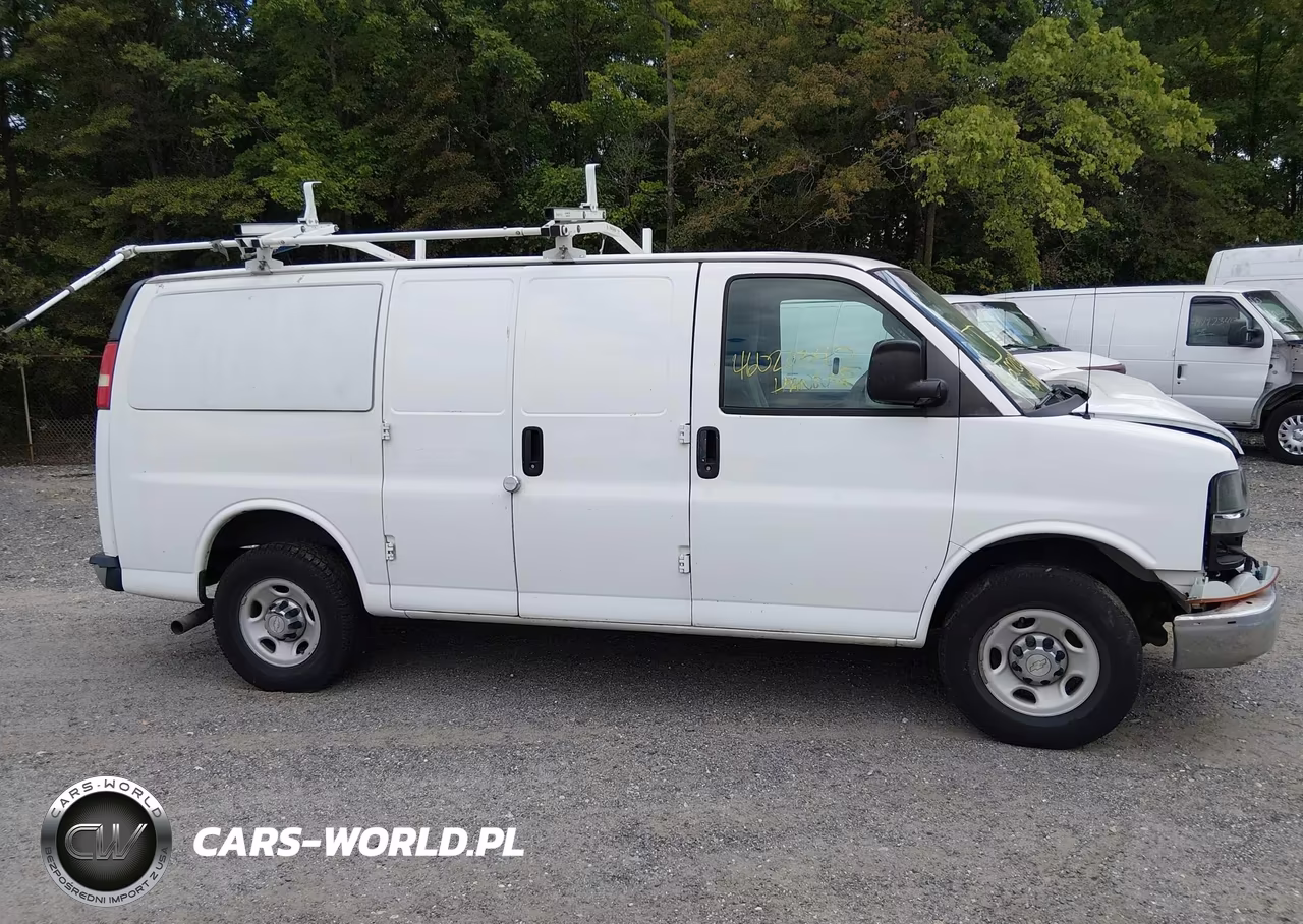 2016 Chevrolet Express 3500 Work Van VIN:1GCZGGFG3G1261773 - 13