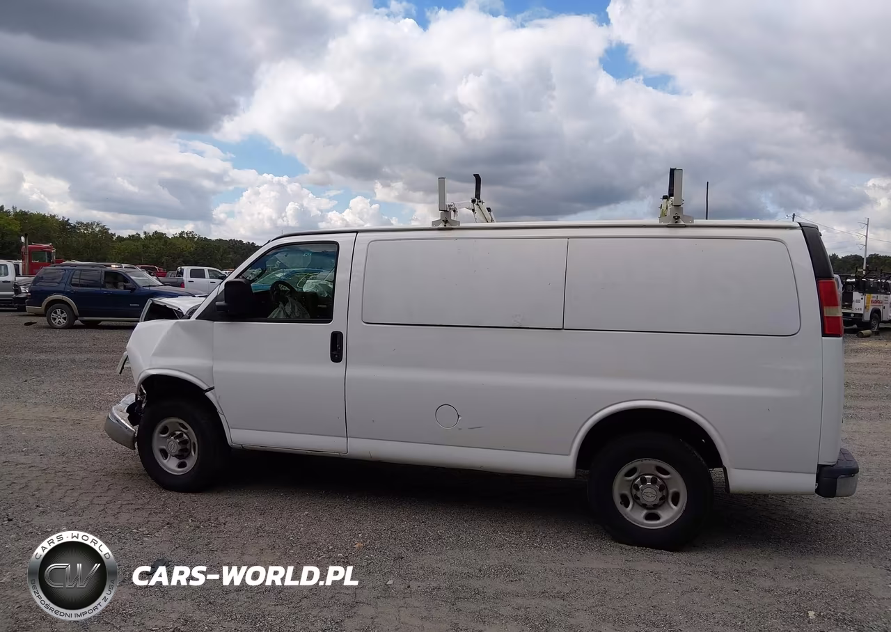 2016 Chevrolet Express 3500 Work Van VIN:1GCZGGFG3G1261773 - 14
