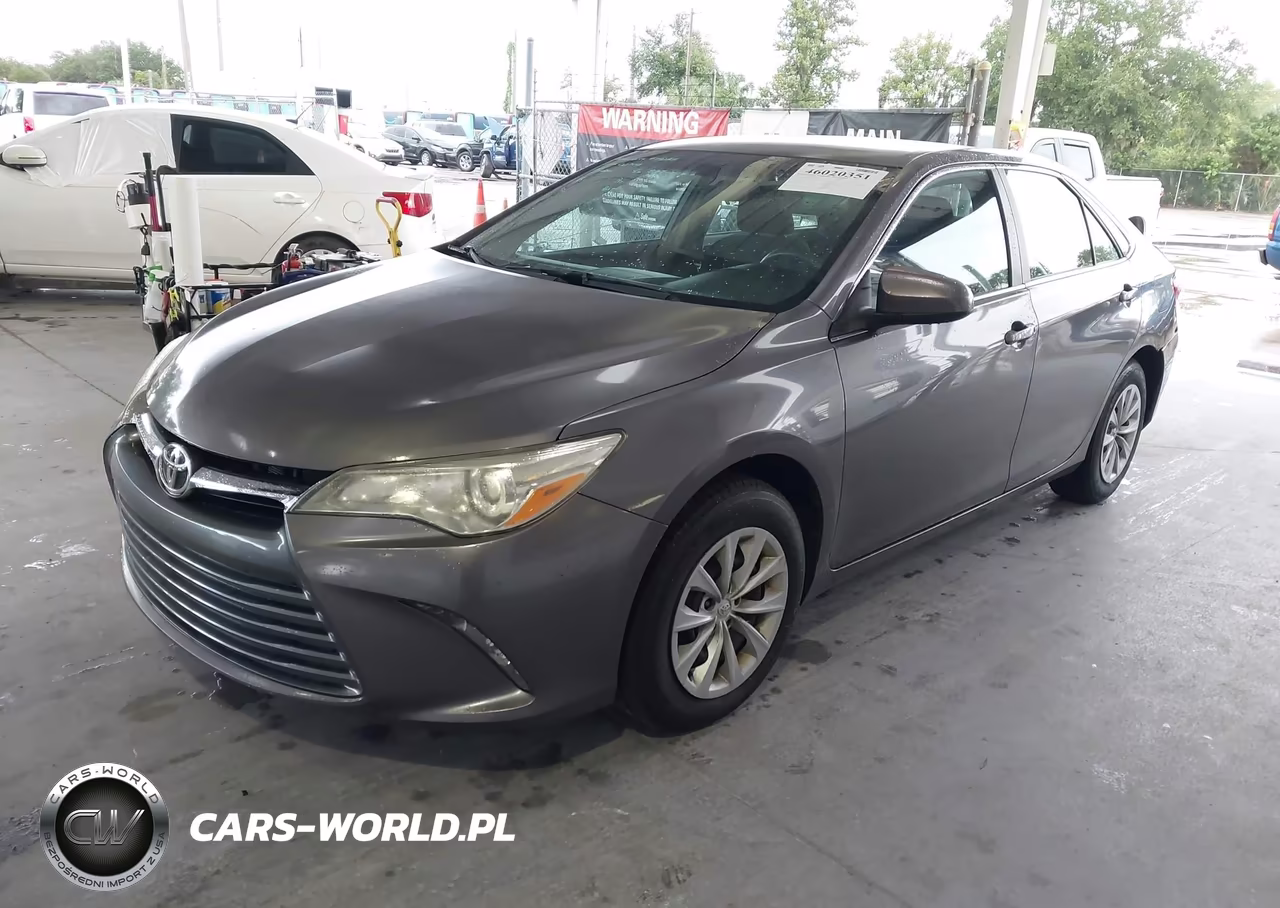 2015 Toyota Camry Le VIN:4T1BF1FK8FU096270 - 2