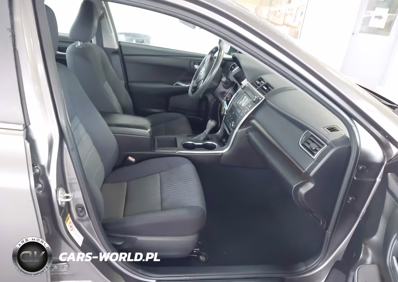 2015 Toyota Camry Le VIN:4T1BF1FK8FU096270 - 5