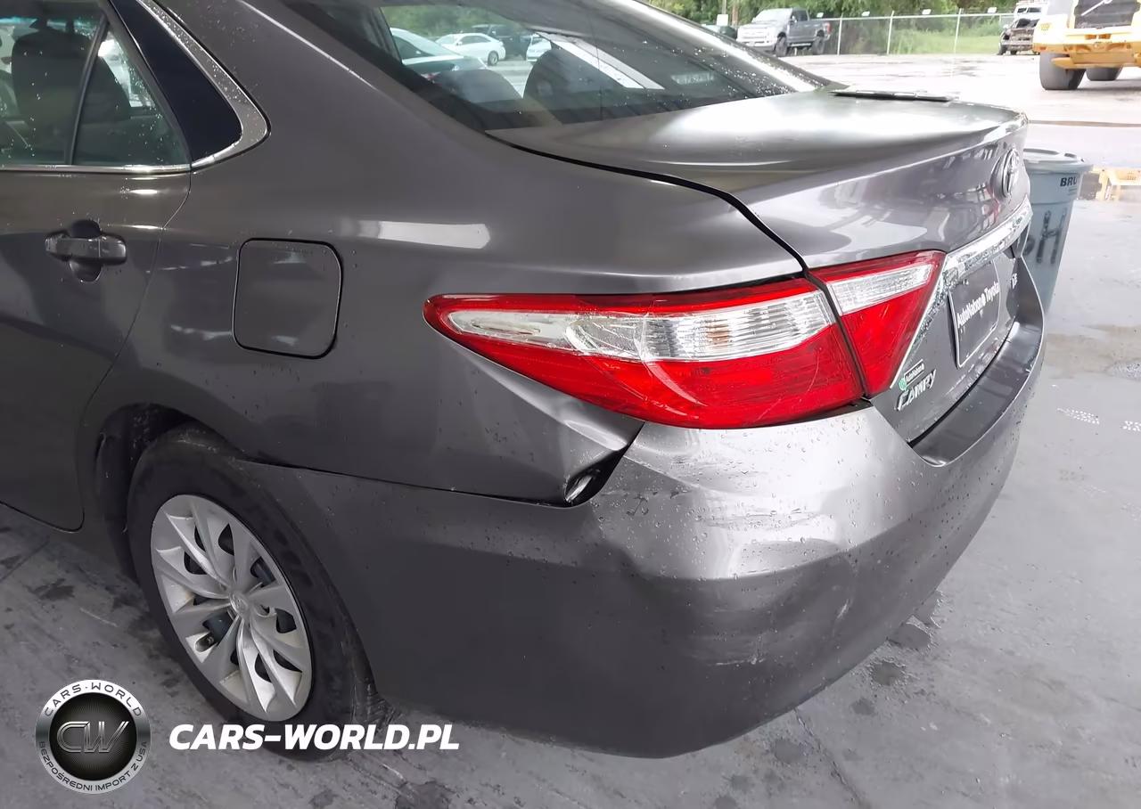 2015 Toyota Camry Le VIN:4T1BF1FK8FU096270 - 6