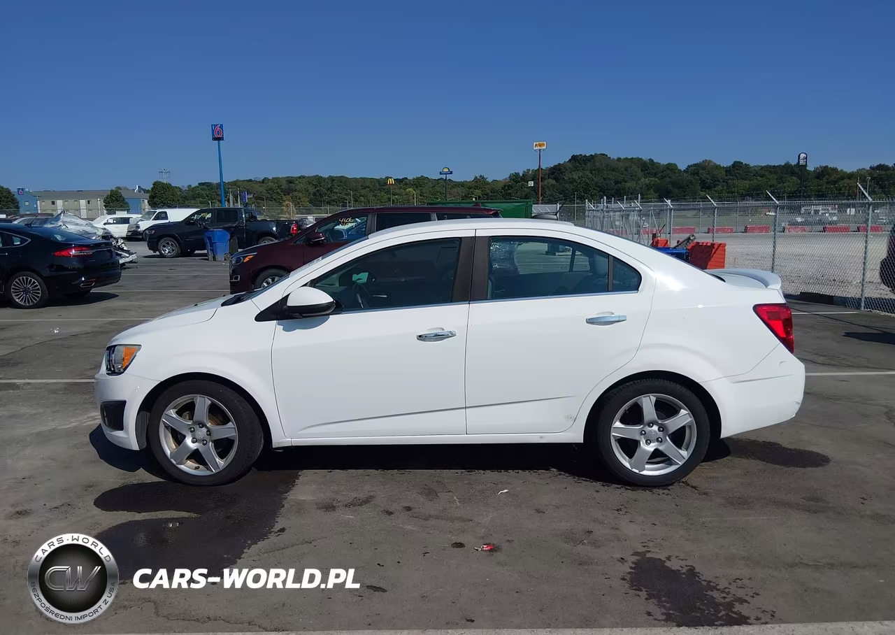 2015 Chevrolet Sonic Ltz Auto VIN:1G1JE5SB7F4204158 - 14