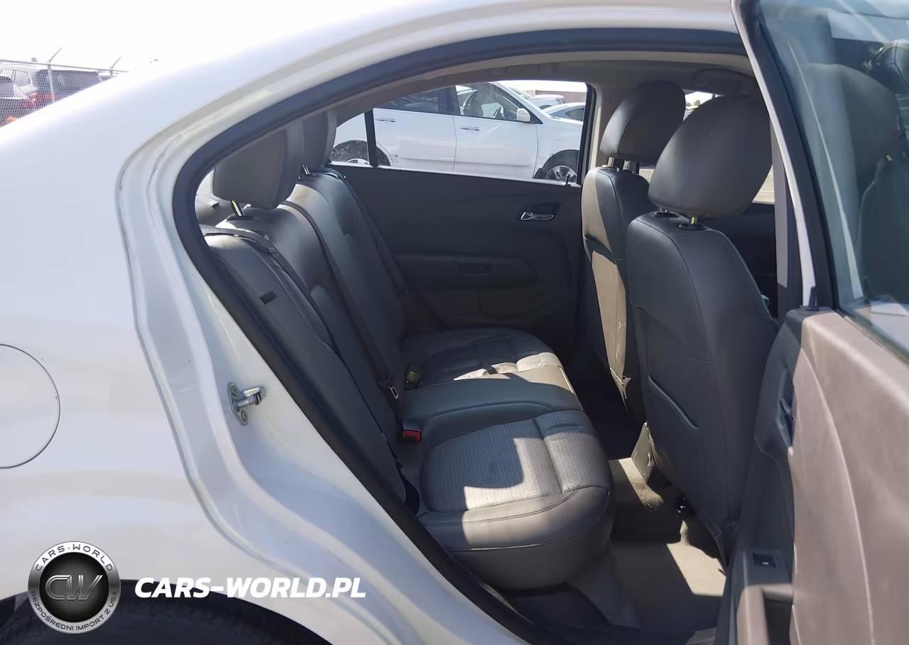 2015 Chevrolet Sonic Ltz Auto VIN:1G1JE5SB7F4204158 - 8