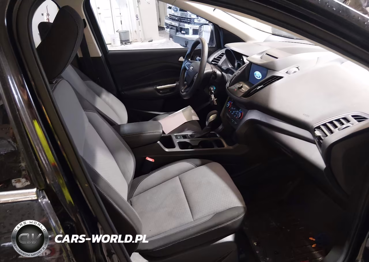 2018 Ford Escape Se VIN:1FMCU9GD1JUD21548 - 5