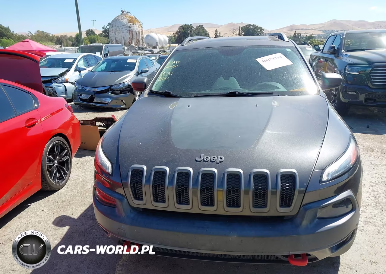2015 Jeep Cherokee Trailhawk VIN:1C4PJMBB6FW634288 - 12