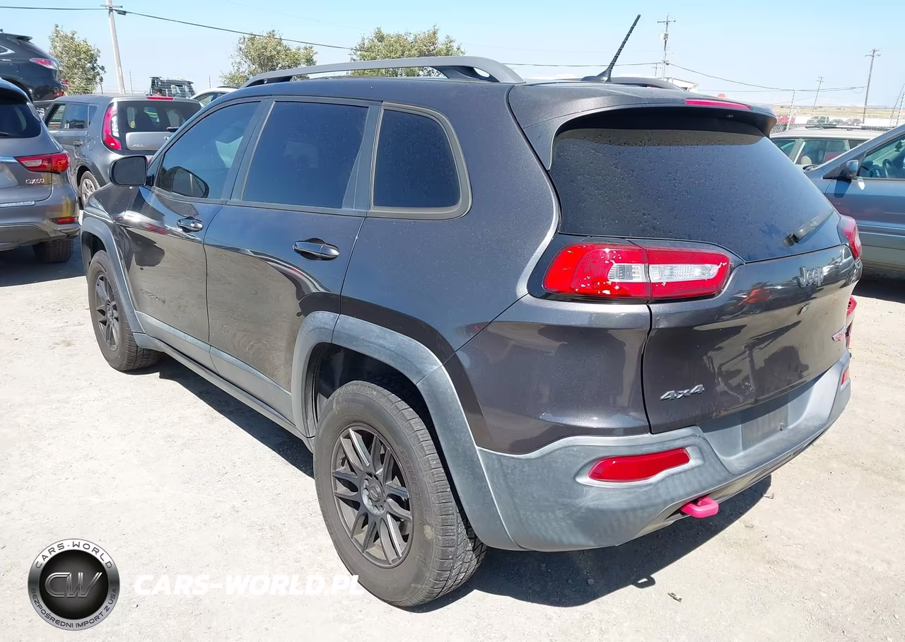 2015 Jeep Cherokee Trailhawk VIN:1C4PJMBB6FW634288 - 3