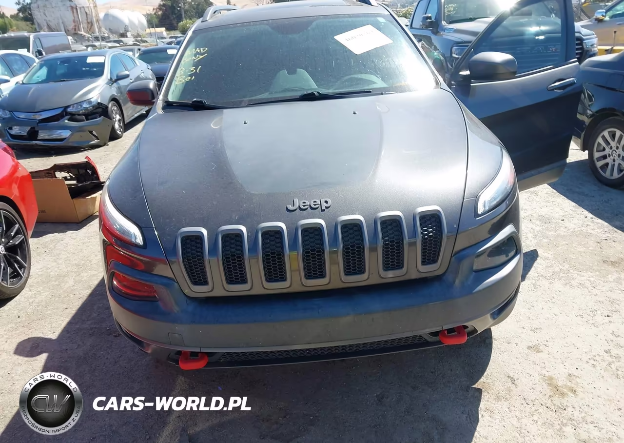 2015 Jeep Cherokee Trailhawk VIN:1C4PJMBB6FW634288 - 6