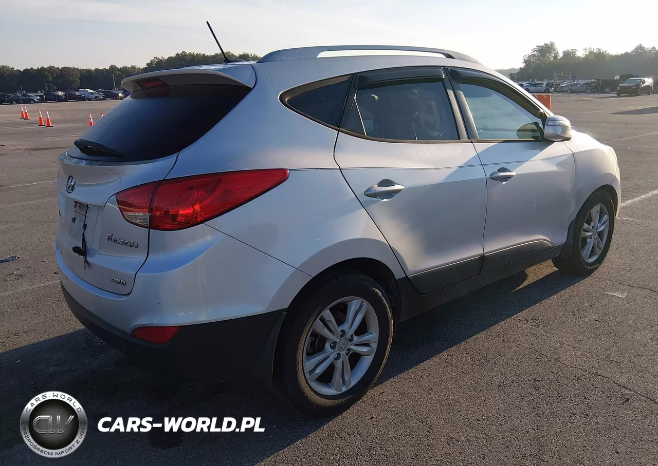 2013 Hyundai Tucson Gls VIN:KM8JUCAC1DU593865 - 4