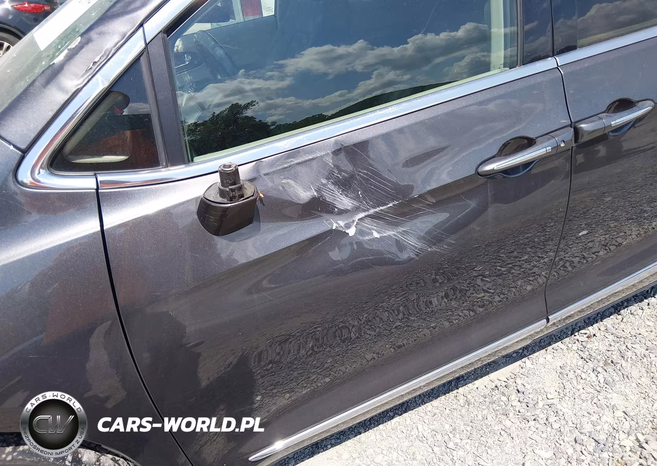 2020 Chrysler Pacifica Touring L VIN:2C4RC1BG2LR131844 - 6