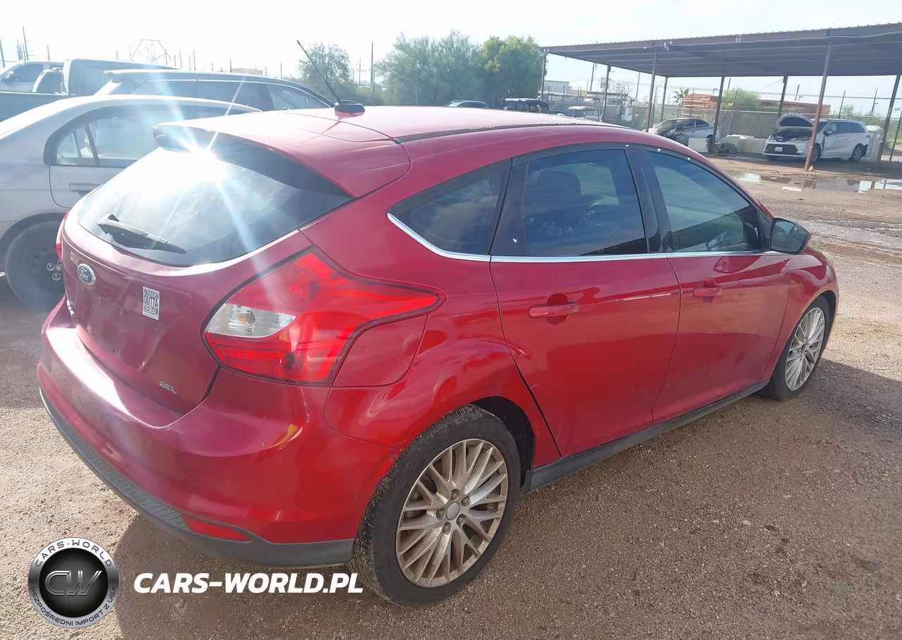 2012 Ford Focus Sel VIN:1FAHP3M29CL215865 - 4