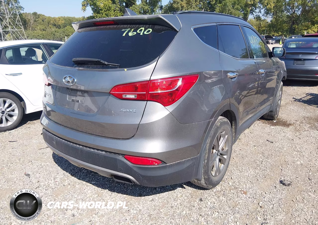 2016 Hyundai Santa Fe Sport 2.4L VIN:5XYZU3LB7GG367587 - 4