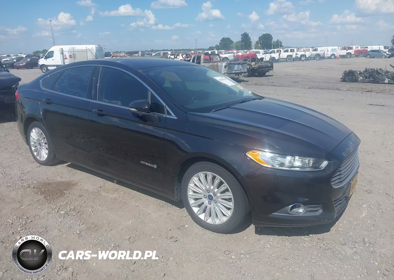 2015 Ford Fusion Hybrid Se – zdjęcie 1 z 21