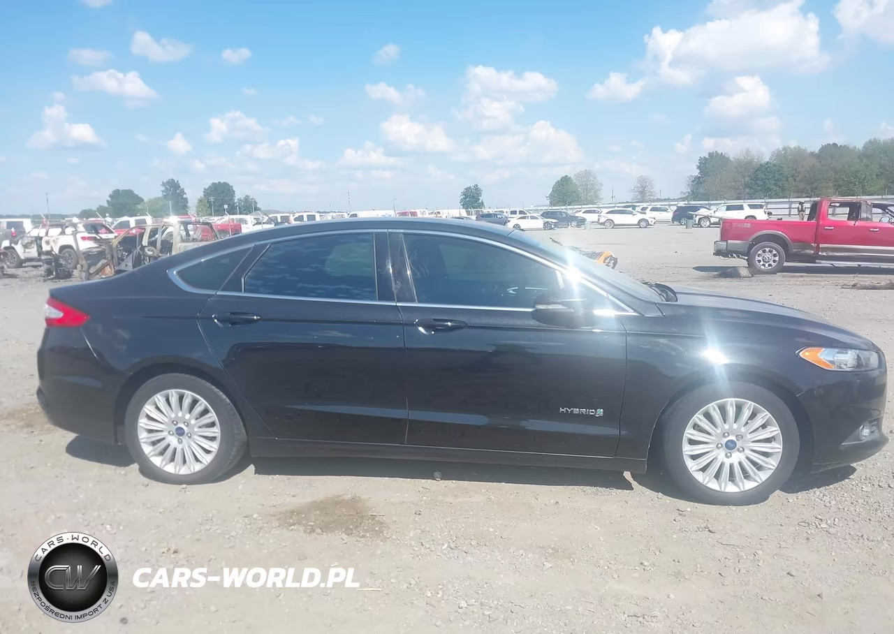 2015 Ford Fusion Hybrid Se VIN:3FA6P0LU9FR310814 - 13