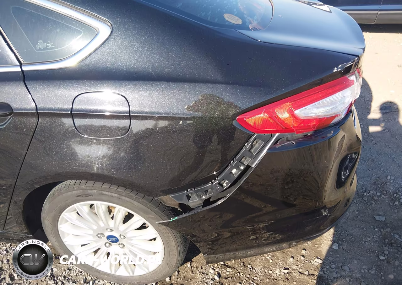 2015 Ford Fusion Hybrid Se VIN:3FA6P0LU9FR310814 - 18