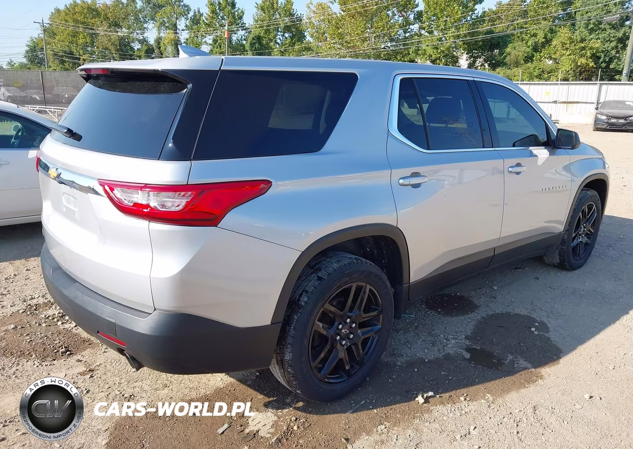 2021 Chevrolet Traverse Ls VIN:1GNERFKW7MJ170038 - 4