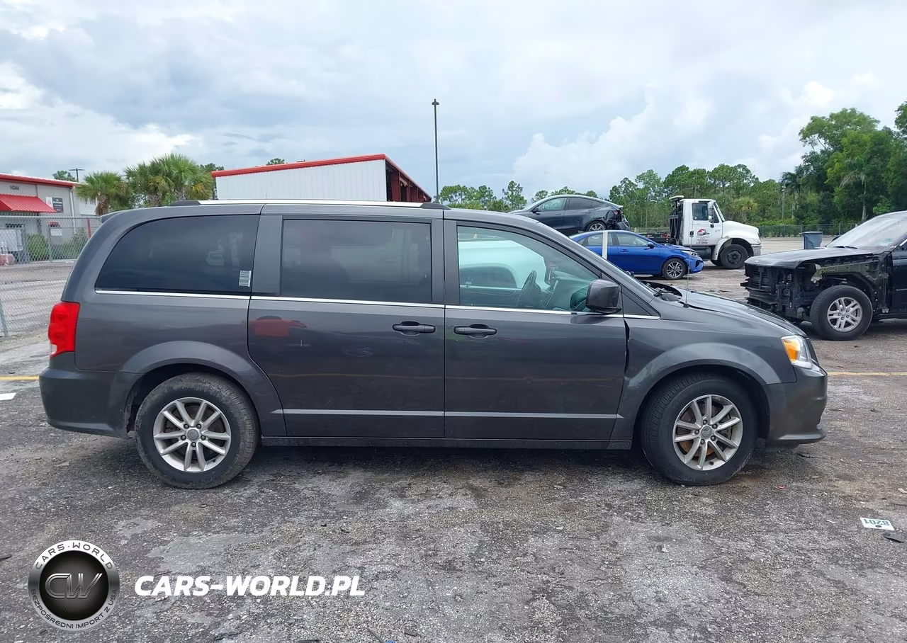 2019 Dodge Grand Caravan Sxt VIN:2C4RDGCG5KR784987 - 13