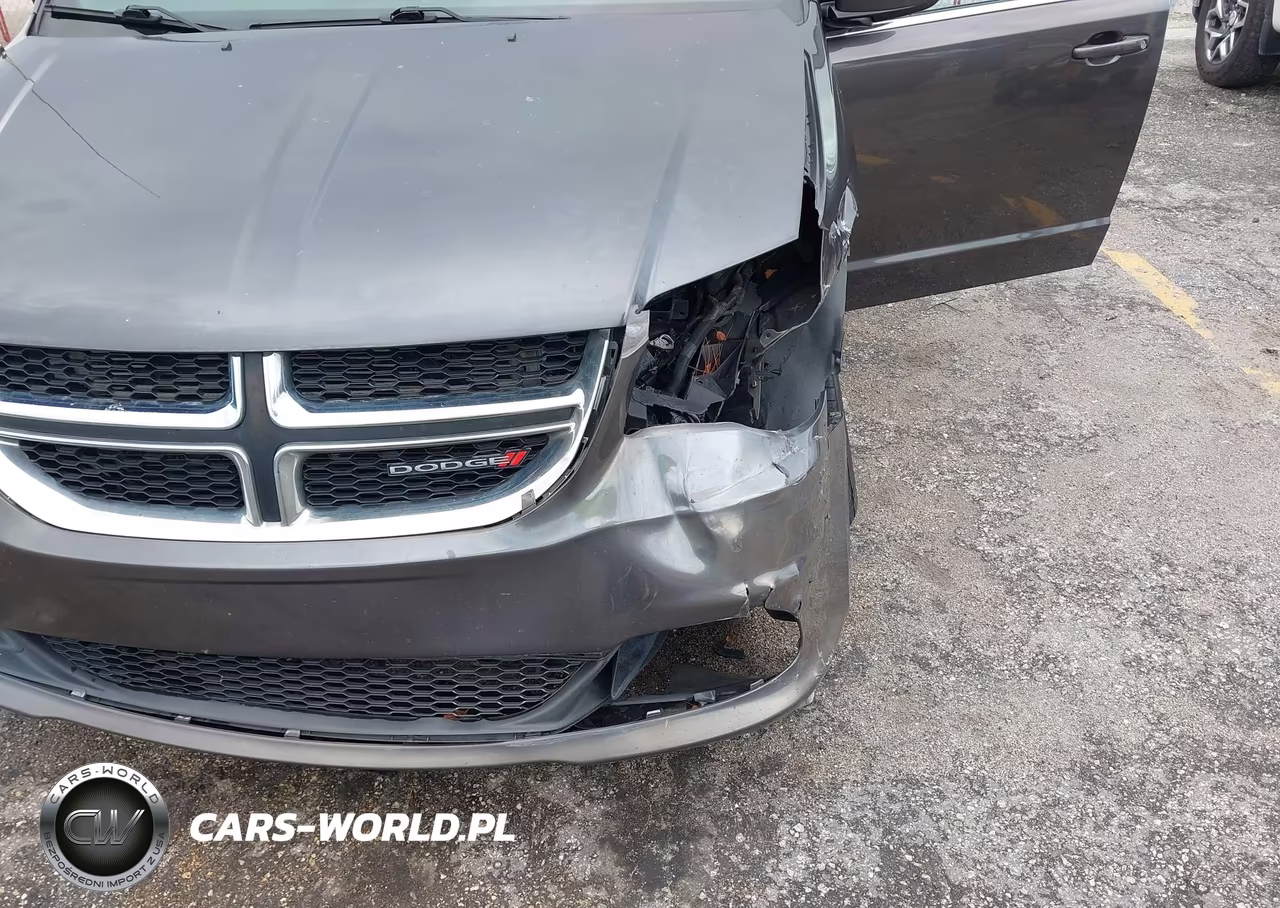 2019 Dodge Grand Caravan Sxt VIN:2C4RDGCG5KR784987 - 6
