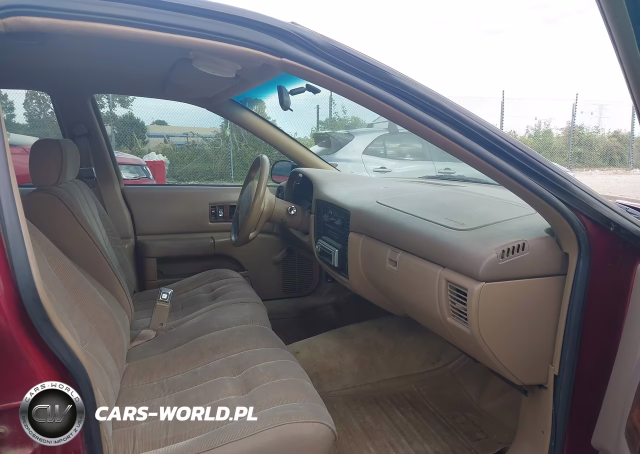 1995 Chevrolet Caprice Classic VIN:1G1BL82P4SR176582 - 5