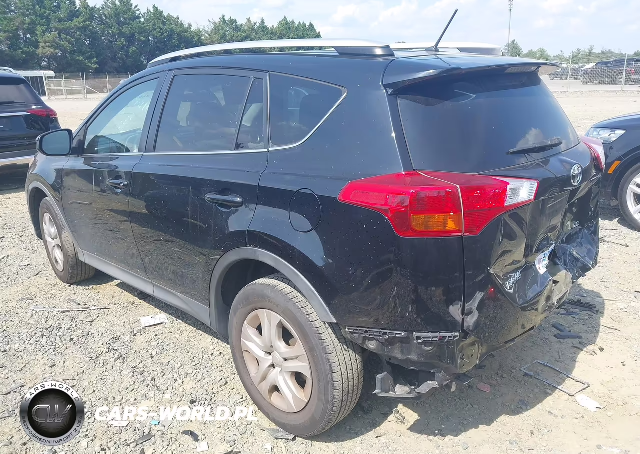 2015 Toyota Rav4 Le VIN:2T3BFREV3FW317582 - 3