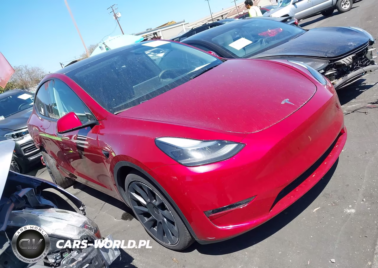 2024 Tesla Model Y Long Range Dual Motor All-Wheel Drive VIN:7SAYGDEE4RF013667 - 1