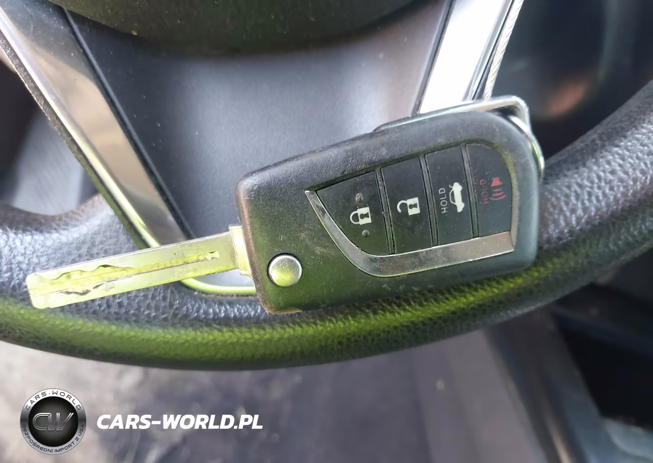 2019 Toyota Camry Le VIN:4T1B11HK9KU216776 - 11