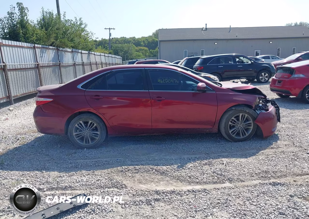 2015 Toyota Camry Se VIN:4T1BF1FK4FU979332 - 13