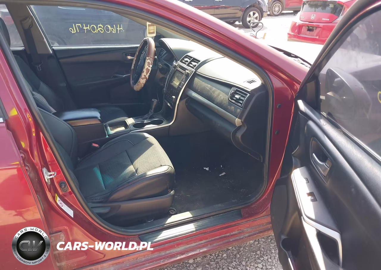 2015 Toyota Camry Se VIN:4T1BF1FK4FU979332 - 5