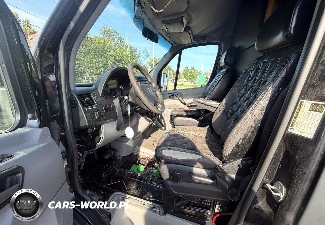 2014 Mercedes-Benz Sprinter 2500 High Roof VIN:WDZPE8CC4E5857288 - 14