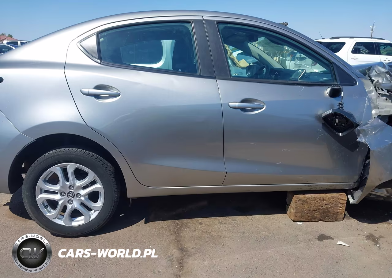 2016 Scion Ia VIN:3MYDLBZV6GY140459 - 14