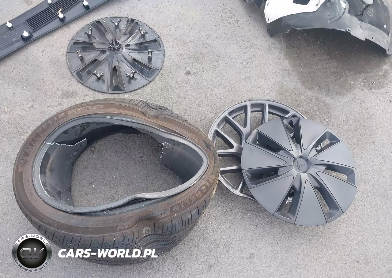 2025 Tesla Model 3 Long Range Rear-Wheel Drive-Standard Rear-Wheel Drive VIN:5YJ3E1EA2SF081948 - 20