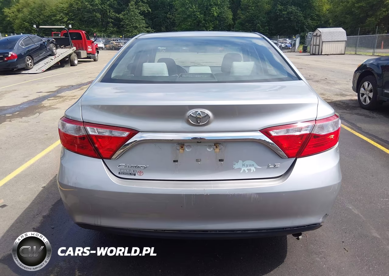 2017 Toyota Camry Le VIN:4T1BF1FK9HU707040 - 17