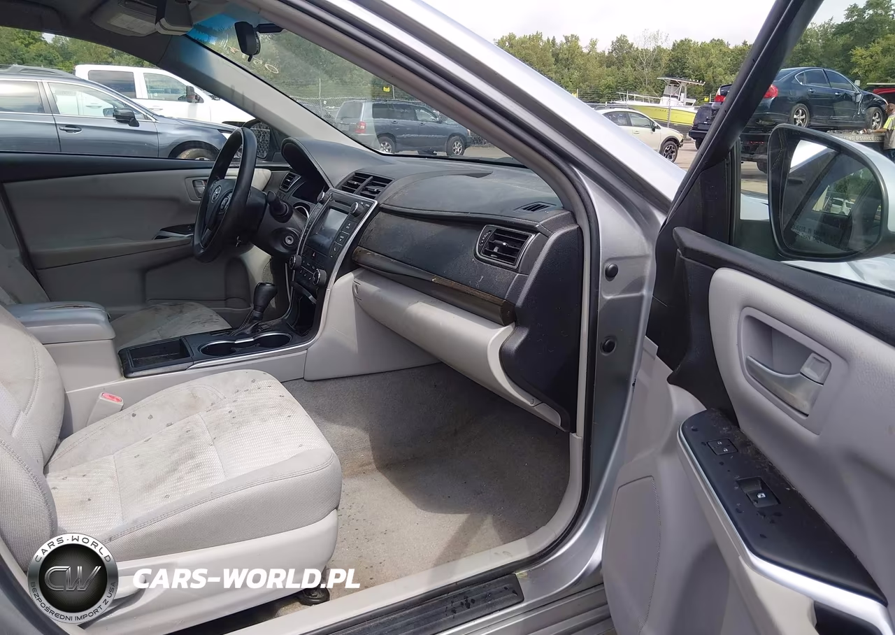 2017 Toyota Camry Le VIN:4T1BF1FK9HU707040 - 5