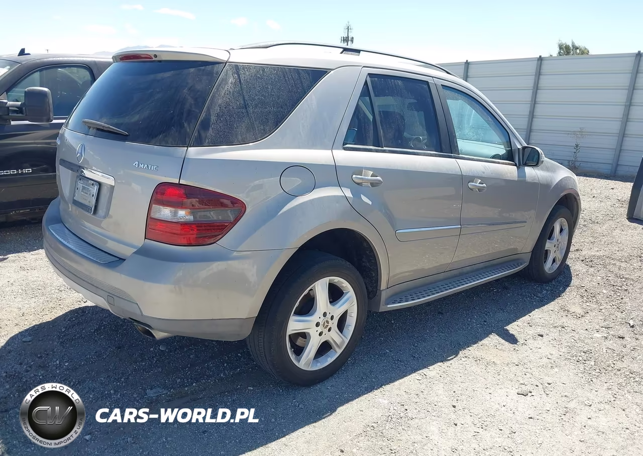 2008 Mercedes-Benz Ml 350 4Matic VIN:4JGBB86E28A390072 - 4