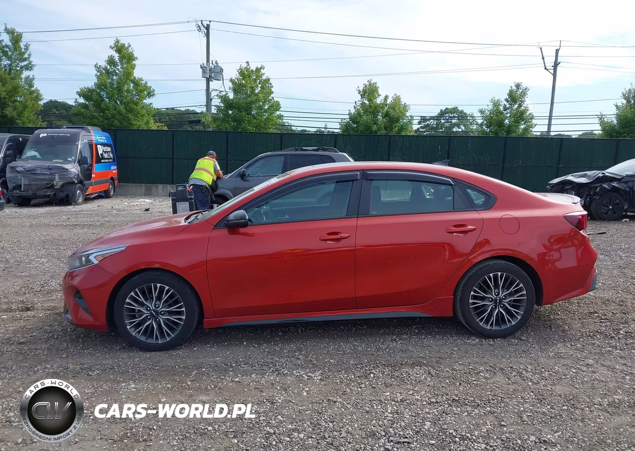 2024 Kia Forte Gt-Line VIN:3KPF54AD0RE720245 - 14