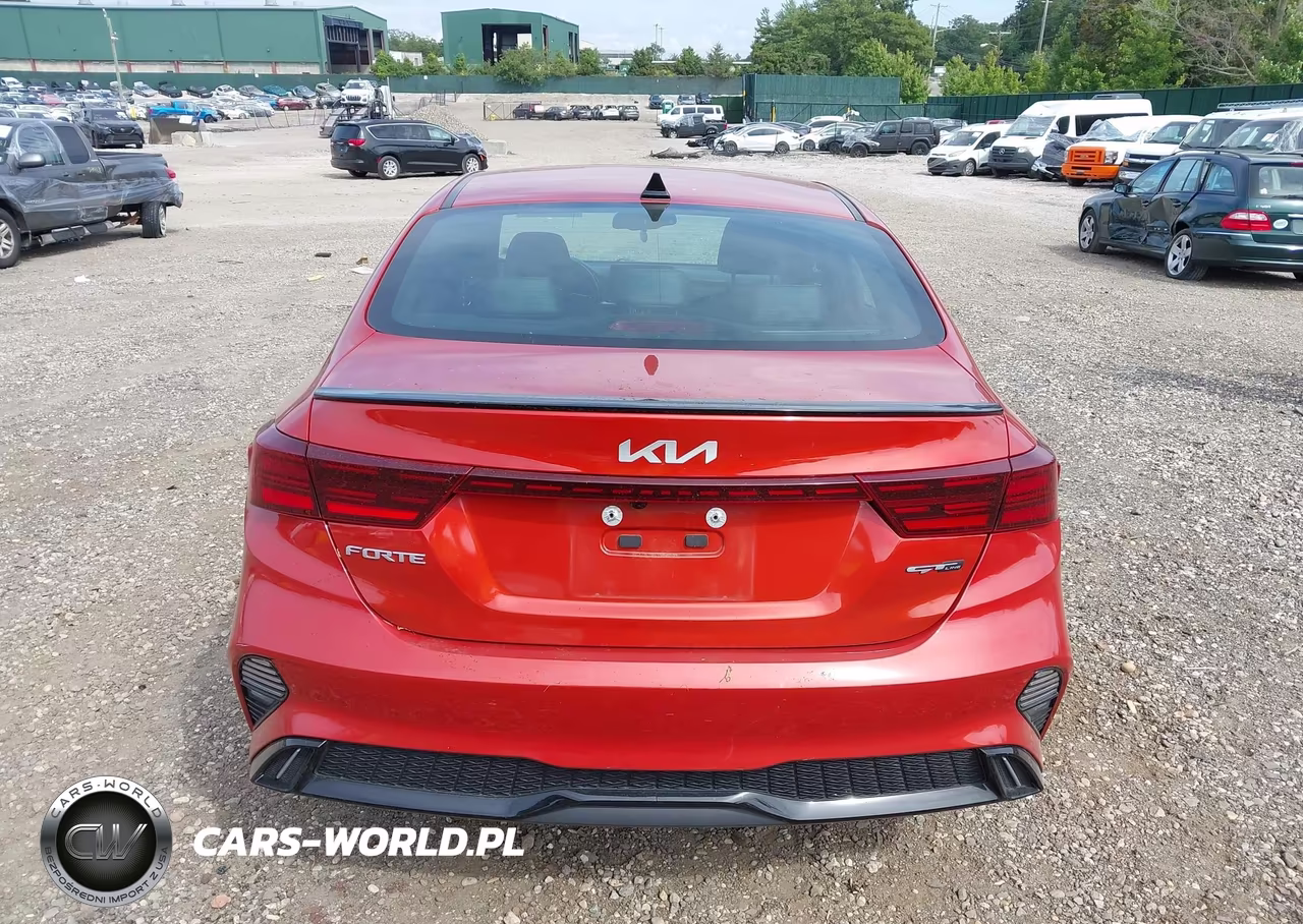 2024 Kia Forte Gt-Line VIN:3KPF54AD0RE720245 - 16