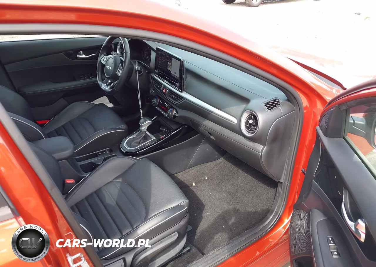 2024 Kia Forte Gt-Line VIN:3KPF54AD0RE720245 - 5