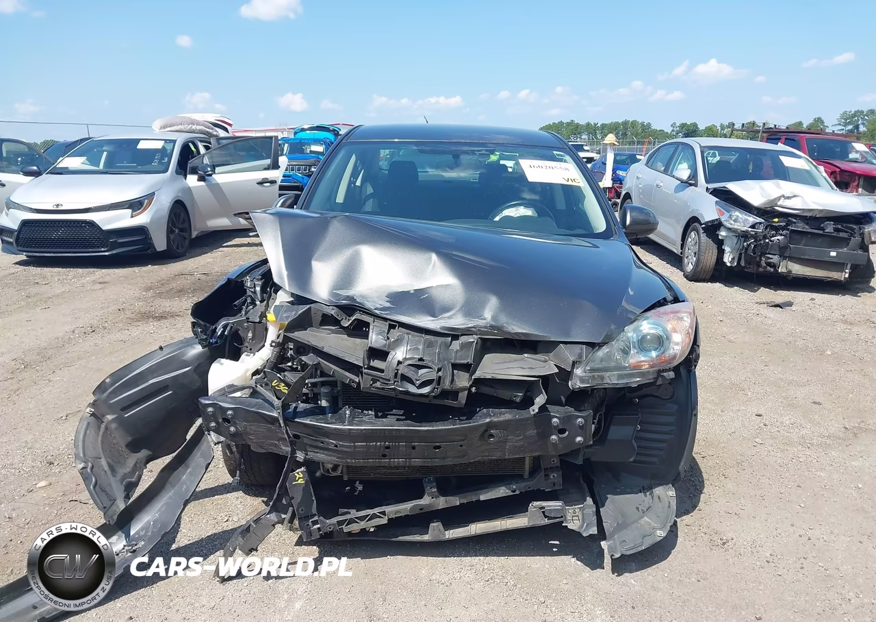 2012 Mazda Mazda3 I Touring VIN:JM1BL1V71C1684809 - 13